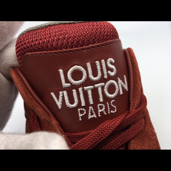 New Louis Vuitton Run Away Sneaker - Picture 8 of 8